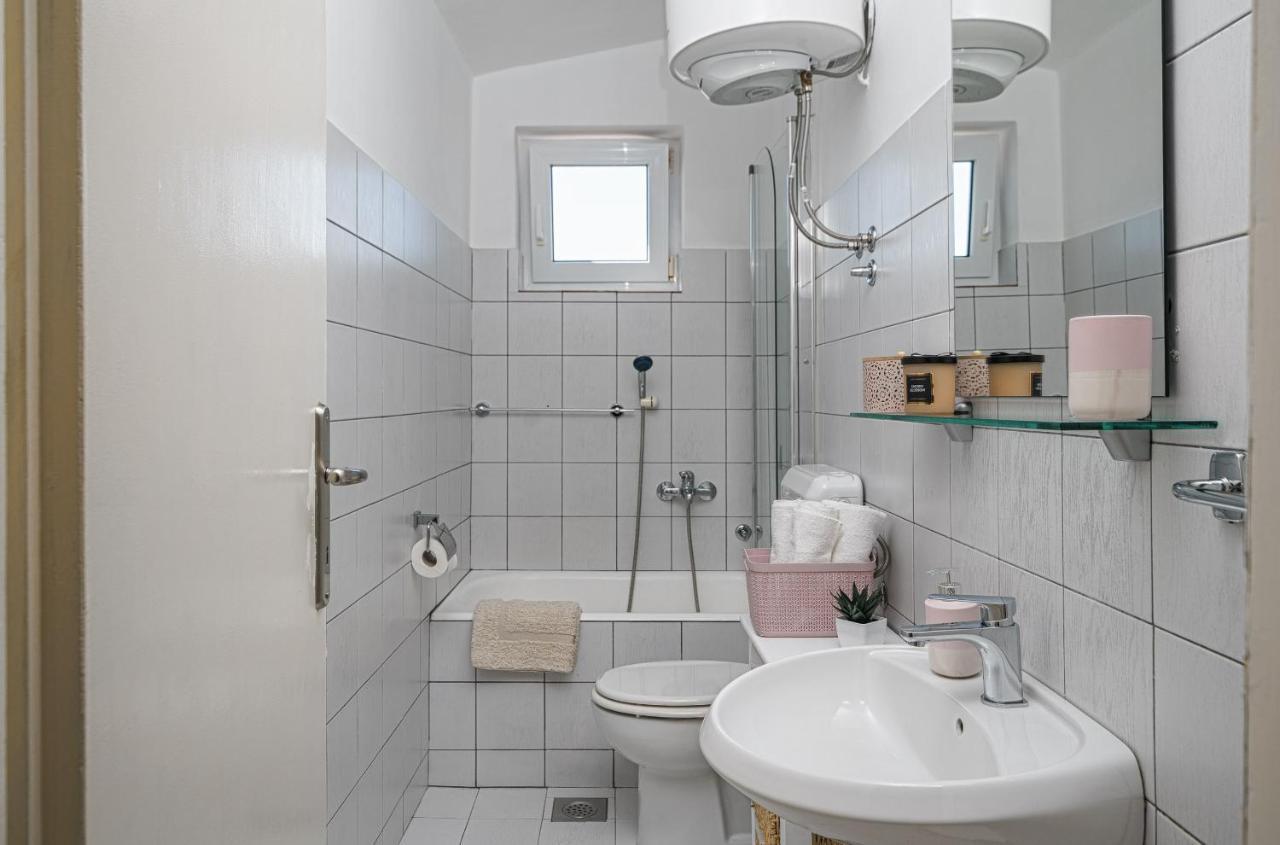 Apartman Jasmina Vodice Ngoại thất bức ảnh